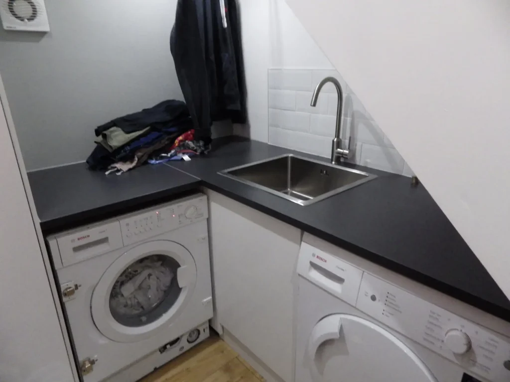 Cellar Conversion Utility Room Photo in Manchester